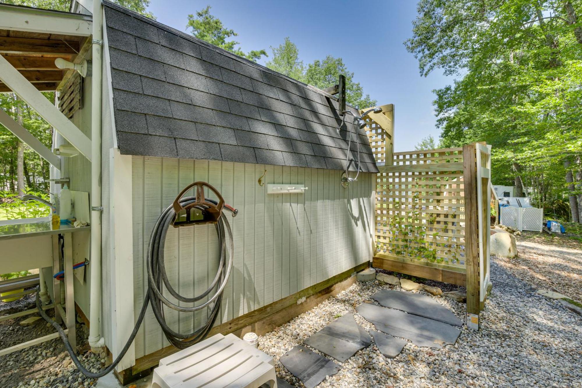 Maine Cottage With Dock And Kayaks, Near Augusta! Luaran gambar