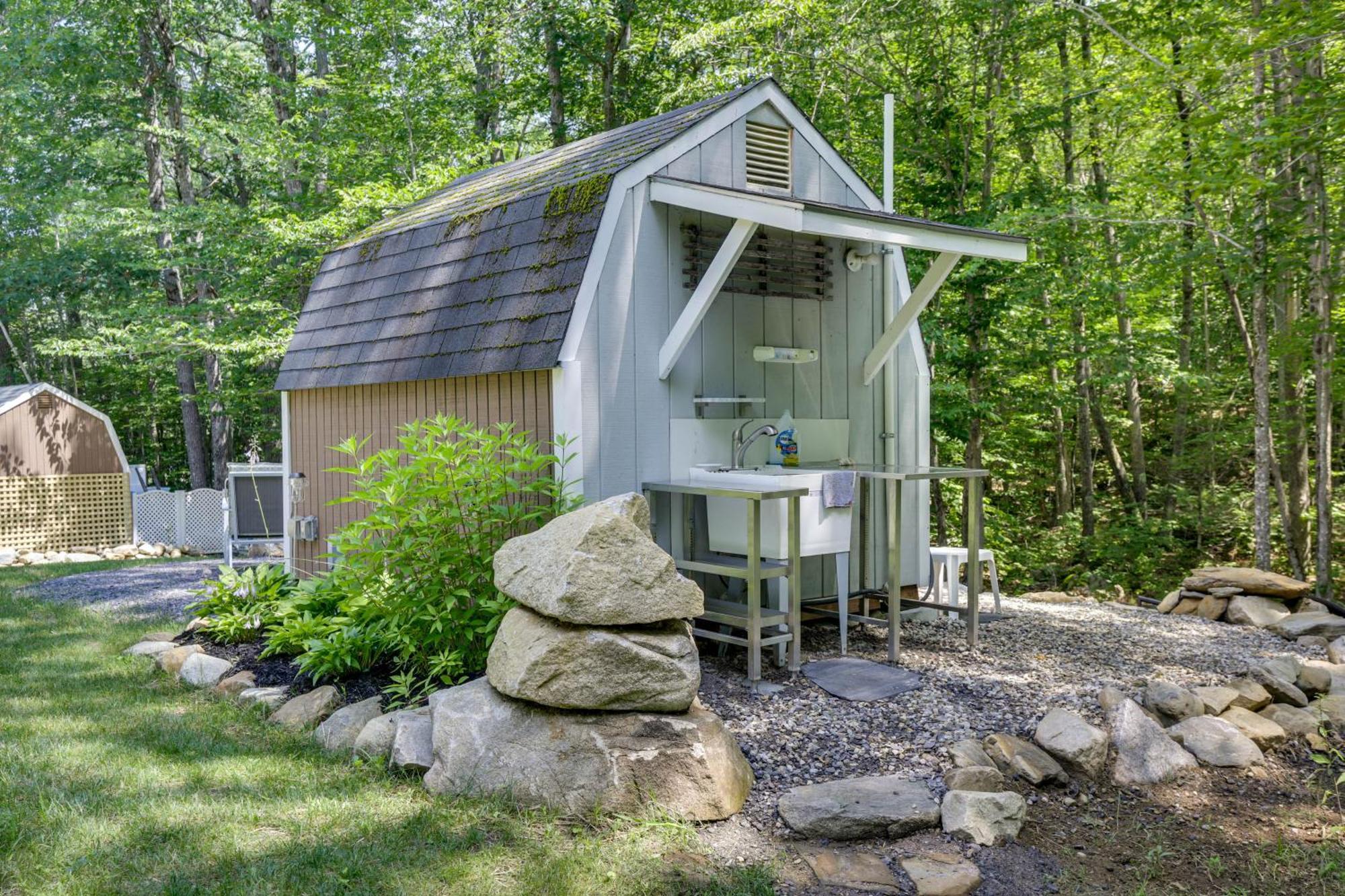 Maine Cottage With Dock And Kayaks, Near Augusta! Luaran gambar